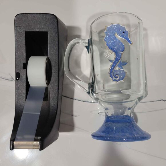 Beautiful Hand Painted glass Sea horse and shell - Picture 1 of 4